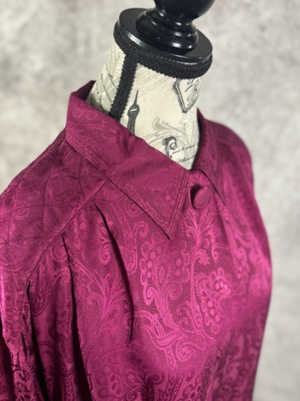 Signature Silks 100% Silk Paisley Blouse Burgundy Size M - Picture 4 of 10